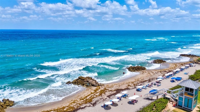 800 SE 20th Ave Unit 303, Deerfield Beach, FL 33441 - water view with nearby beach