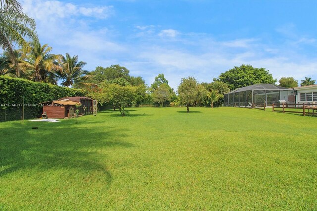 12411 SW 12th St, Davie, FL 33325 - view of yard