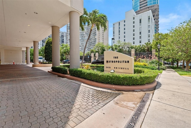 2475 Brickell Ave Unit 1805, Miami, FL 33129 - community / neighborhood sign with a view of city