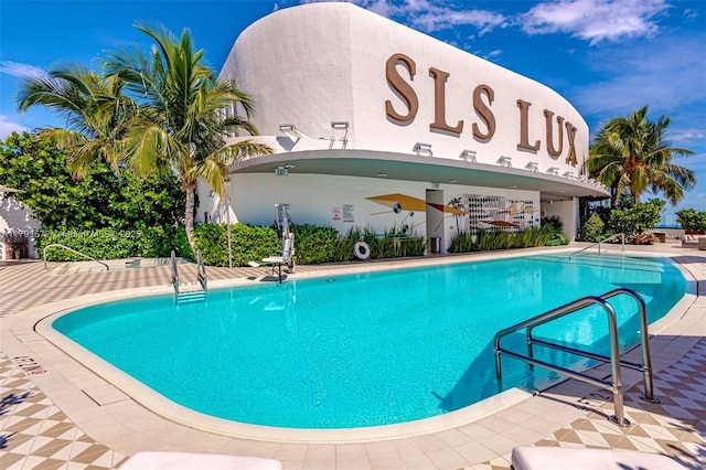 801 S Miami Ave Unit 1207, Miami, FL 33130 - view of community pool