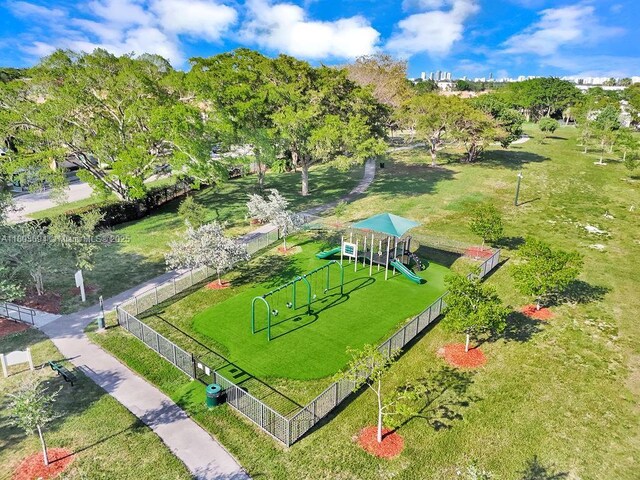 357 NE 194th Ter, Miami, FL 33179 - photo 23