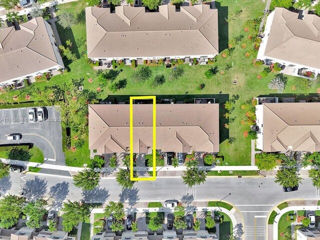 357 NE 194th Ter, Miami, FL 33179 - photo 24
