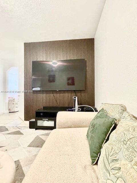380 NE 37th Ter, Homestead, FL 33033 - bedroom with an accent wall