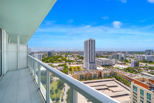 1900 N Bayshore Dr Unit 2512, Miami, FL 33132 - balcony featuring a view of city