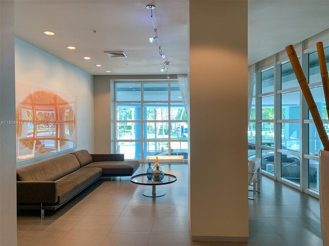 1900 N Bayshore Dr Unit 2512, Miami, FL 33132 - lobby featuring recessed lighting
