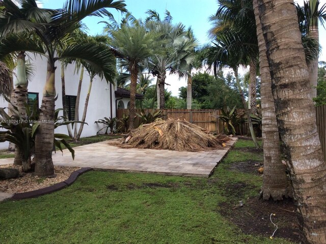 21046 SW 133rd Ct, Miami, FL 33177 - view of yard with a patio