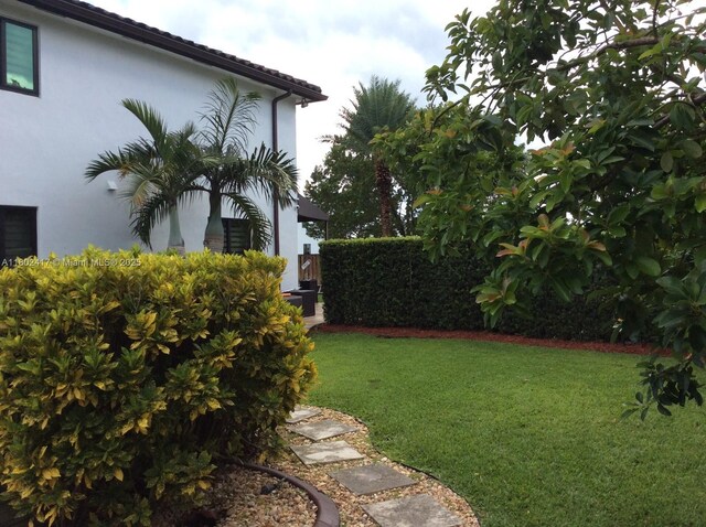 21046 SW 133rd Ct, Miami, FL 33177 - view of grassy yard