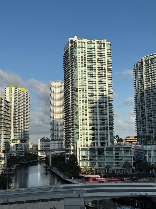92 SW 3rd St Unit 1605, Miami, FL 33130 - photo 1
