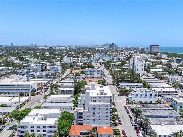 7620 Carlyle Ave Unit 702, Miami Beach, FL 33141 - view of urban area featuring a nearby body of water