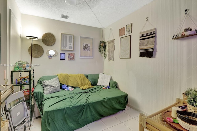 13504 SW 68th Ter, Miami, FL 33183 - living area featuring tile patterned flooring and a textured ceiling
