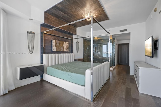 2020 N Bayshore Dr Unit 2001, Miami, FL 33137 - bedroom with wood finished floors and baseboards