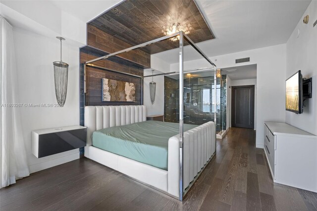 2020 N Bayshore Dr Unit 2001, Miami, FL 33137 - bedroom with wood finished floors and baseboards