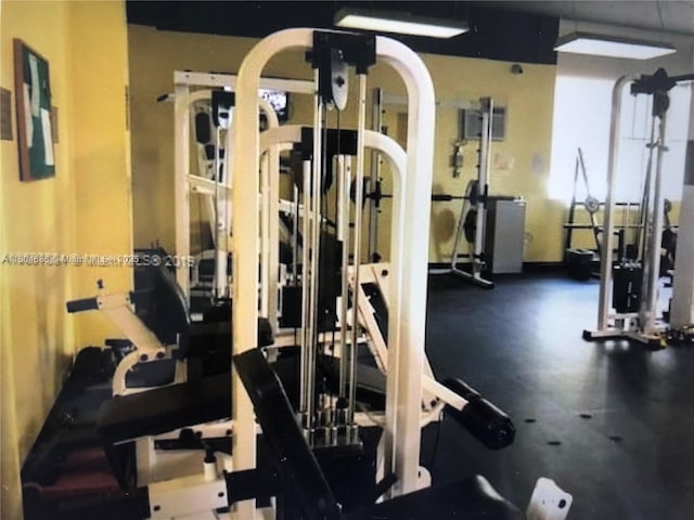 150 SE 25th Rd Unit 14H, Miami, FL 33129 - view of workout area