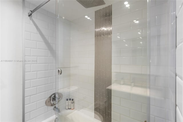 6770 Indian Creek Dr Unit Tsa1, Miami Beach, FL 33141 - full bath with a combined bath / shower with rainfall shower