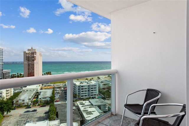 6770 Indian Creek Dr Unit Tsa1, Miami Beach, FL 33141 - balcony with a water view