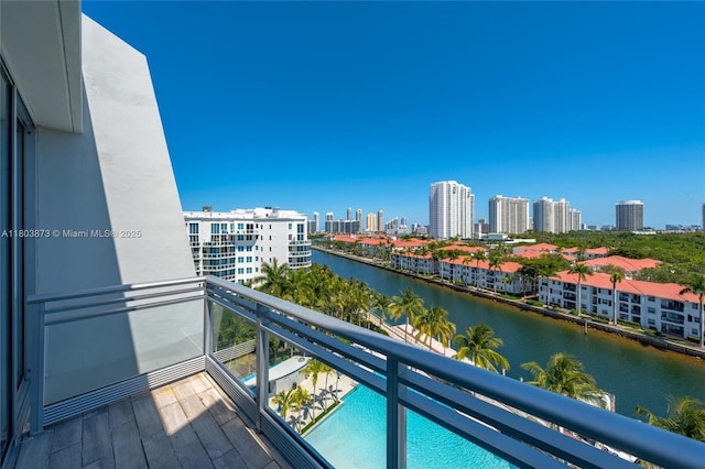 2950 NE 188th St Unit 540, Aventura, FL 33180 - balcony featuring a water view and a skyline view