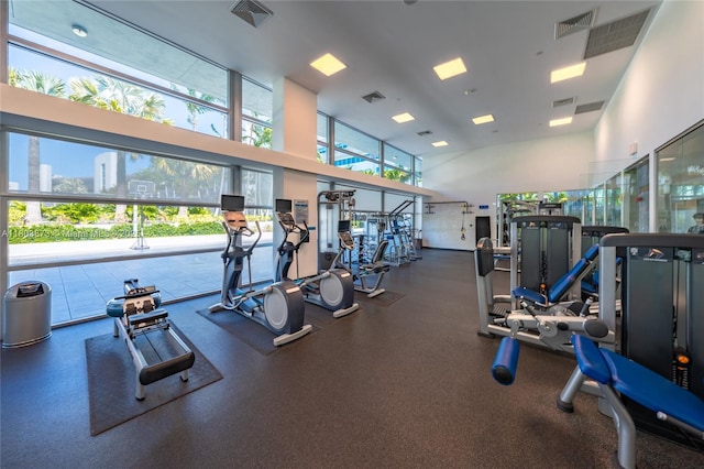 2950 NE 188th St Unit 540, Aventura, FL 33180 - gym featuring a towering ceiling