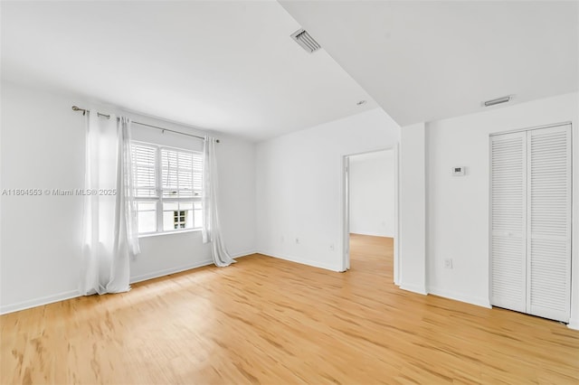 1051 Meridian Ave Unit 1D, Miami Beach, FL 33139 - unfurnished room with light wood-type flooring