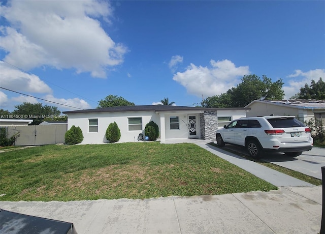 14430 Graves Dr, Miami, FL 33176 - photo 1