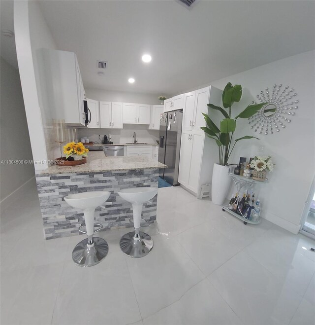 14430 Graves Dr, Miami, FL 33176 - photo 2