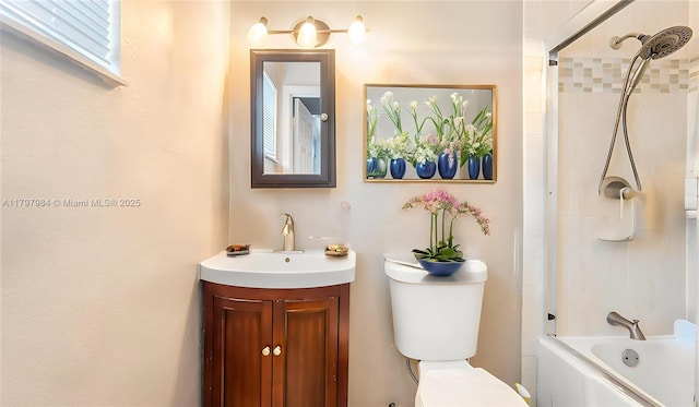 232 SE 6th St, Dania Beach, FL 33004 - bathroom with vanity, toilet, and washtub / shower combination