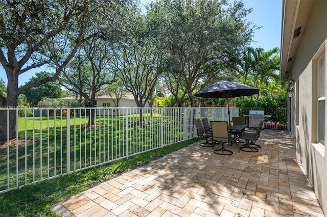 1288 Chinaberry Dr, Weston, FL 33327