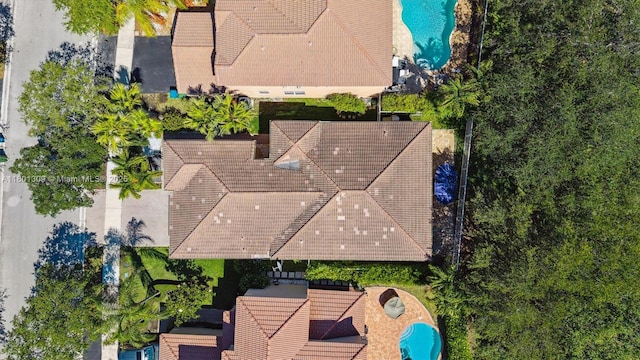1288 Chinaberry Dr, Weston, FL 33327