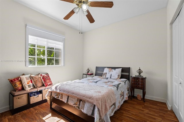 922 SW 148th Pl, Miami, FL 33194 - bedroom featuring a closet, wood finished floors, and baseboards