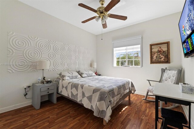 922 SW 148th Pl, Miami, FL 33194 - bedroom featuring dark wood-type flooring, baseboards, and a ceiling fan