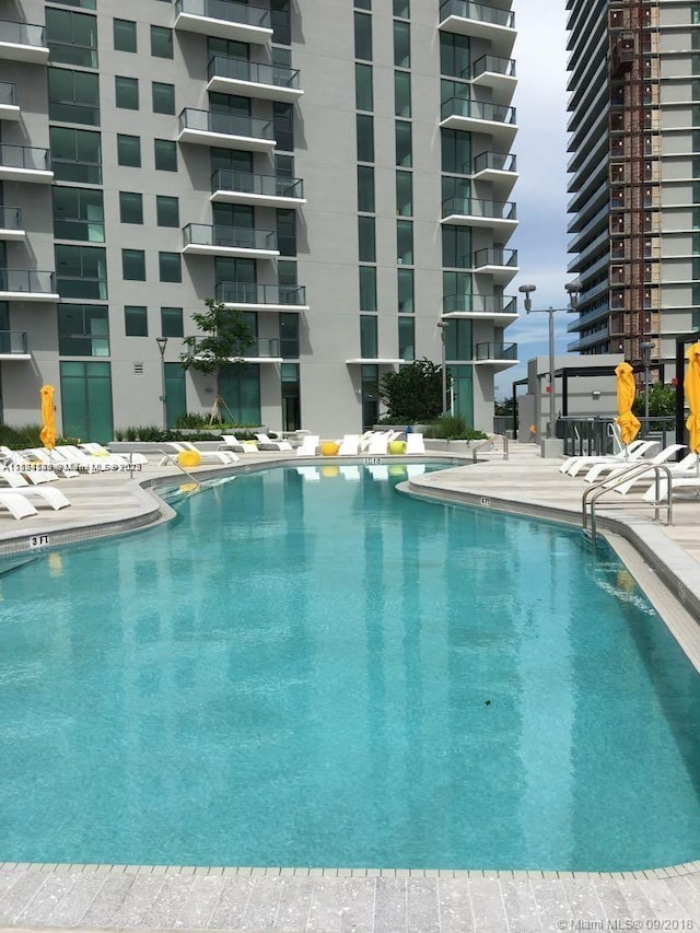 501 NE 31st St Unit 2903, Miami, FL 33137 - view of community pool