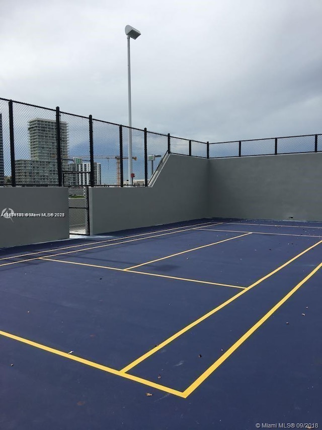 501 NE 31st St Unit 2903, Miami, FL 33137 - view of tennis court featuring fence