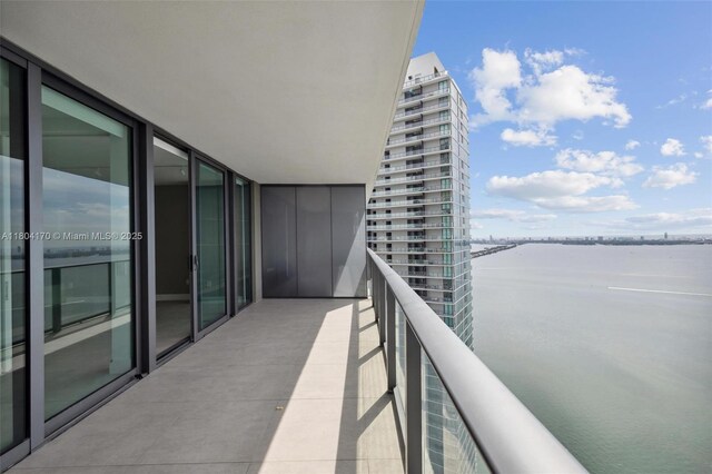 650 NE 32nd St Unit 4203, Miami, FL 33137