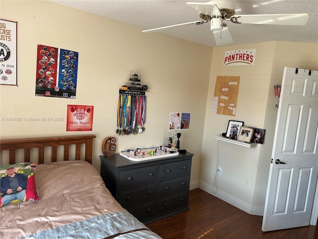 13833 NW 22nd St, Sunrise, FL 33323 - bedroom with dark wood-style floors, baseboards, and ceiling fan