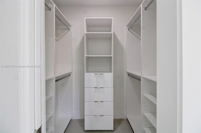 17640 SW 84th Ct, Palmetto Bay, FL 33157 - view of walk in closet