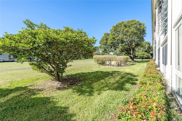 3401 Bimini Ln Unit E1, Coconut Creek, FL 33066 - view of grassy yard