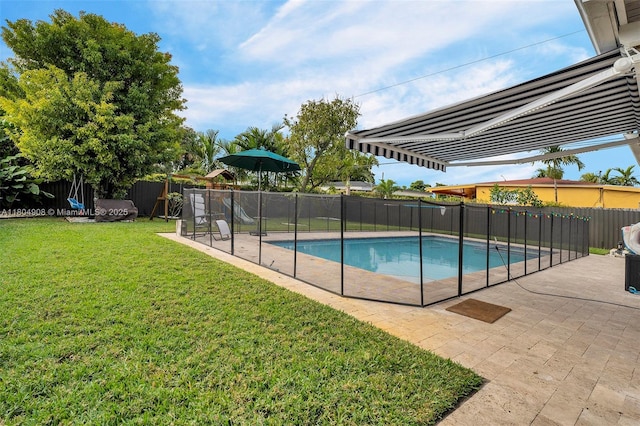 10350 SW 30th St, Miami, FL 33165 - view of swimming pool featuring a patio