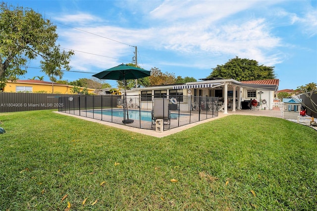 10350 SW 30th St, Miami, FL 33165 - view of swimming pool featuring a patio area