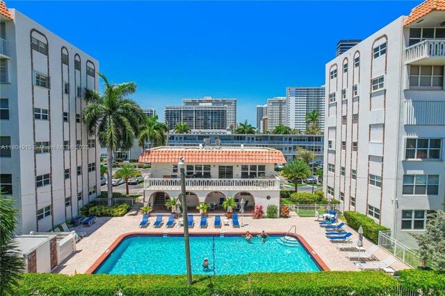 3181 S Ocean Dr Unit 308, Hallandale Beach, FL 33009 - photo 31