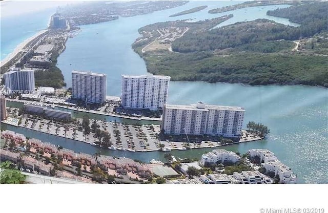 300 Bayview Dr Unit 2105, Sunny Isles Beach, FL 33160 - photo 1