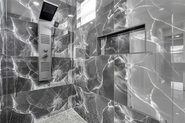 418 8th Ave, Lehigh Acres, FL 33972 - full bathroom featuring a marble finish shower