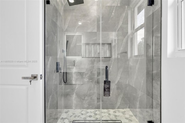 418 8th Ave, Lehigh Acres, FL 33972 - full bath with a marble finish shower