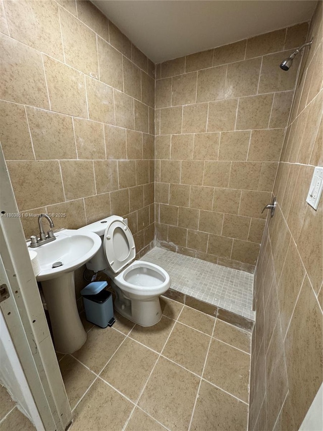 554 SW 7th St, Florida City, FL 33034 - bathroom with a stall shower, toilet, and tile patterned floors