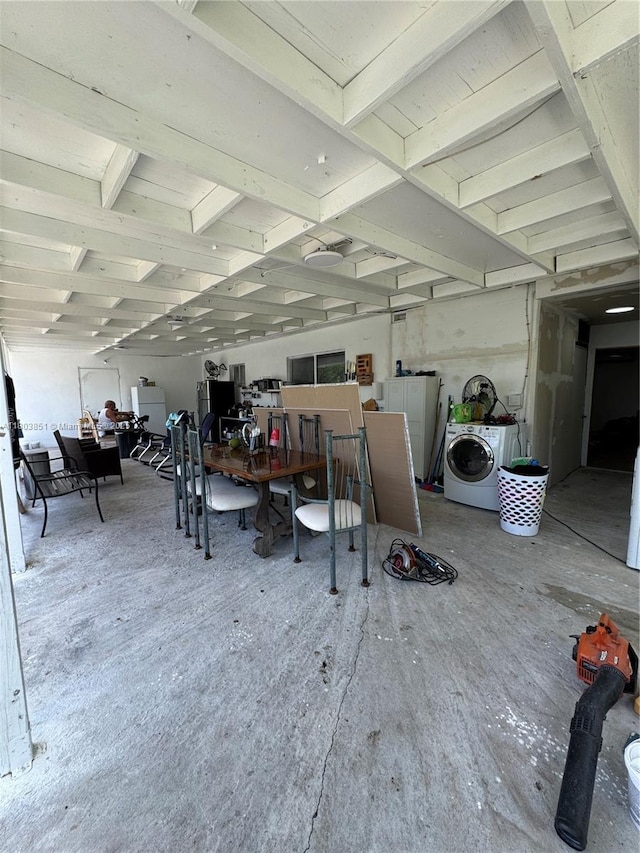 554 SW 7th St, Florida City, FL 33034 - garage with washer / clothes dryer
