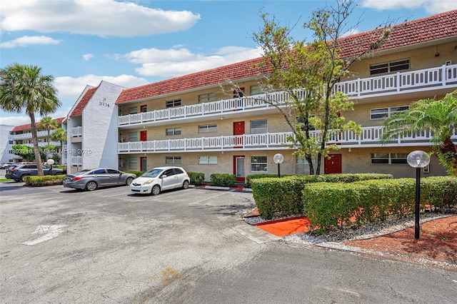 3774 Inverrary Blvd Unit 203P, Lauderhill, FL 33319 - view of property featuring uncovered parking