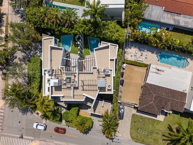 544 Fernwood Rd Unit 544, Key Biscayne, FL 33149 - aerial view of a pool