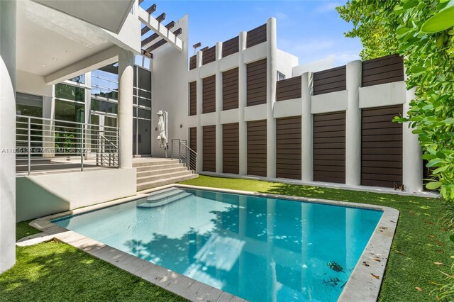 544 Fernwood Rd Unit 544, Key Biscayne, FL 33149 - view of outdoor pool