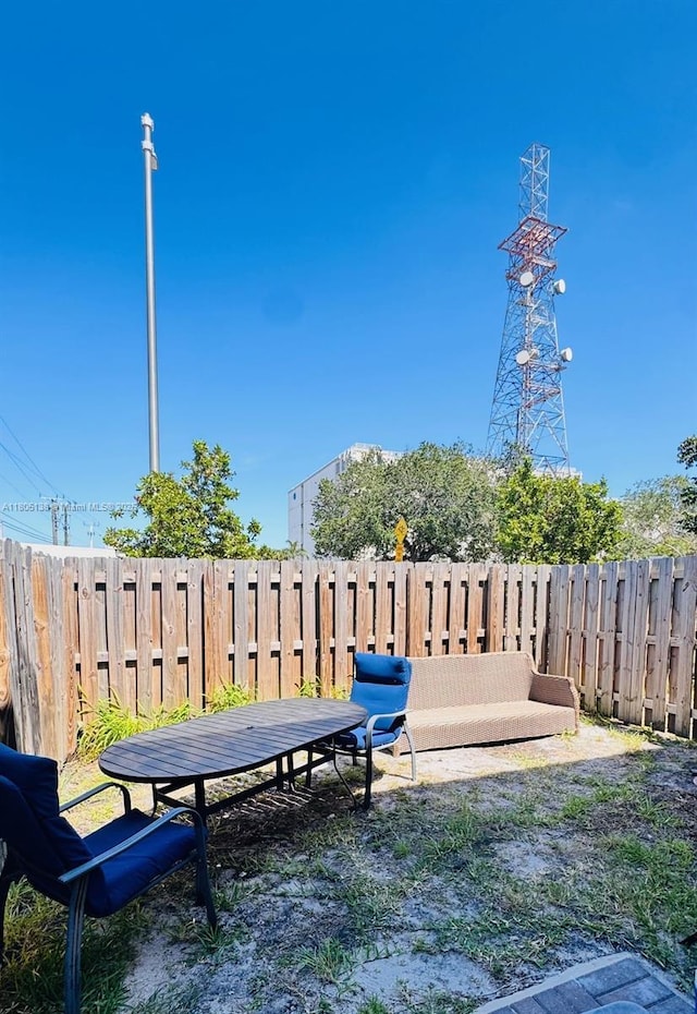 21463 NE 3rd Path, Miami, FL 33179 - view of yard featuring fence