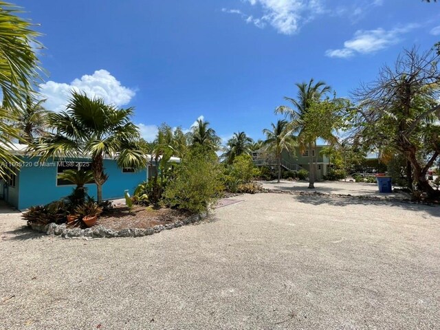 140 Gardenia St, Plantation Key, FL 33070