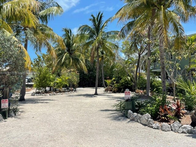 140 Gardenia St, Plantation Key, FL 33070