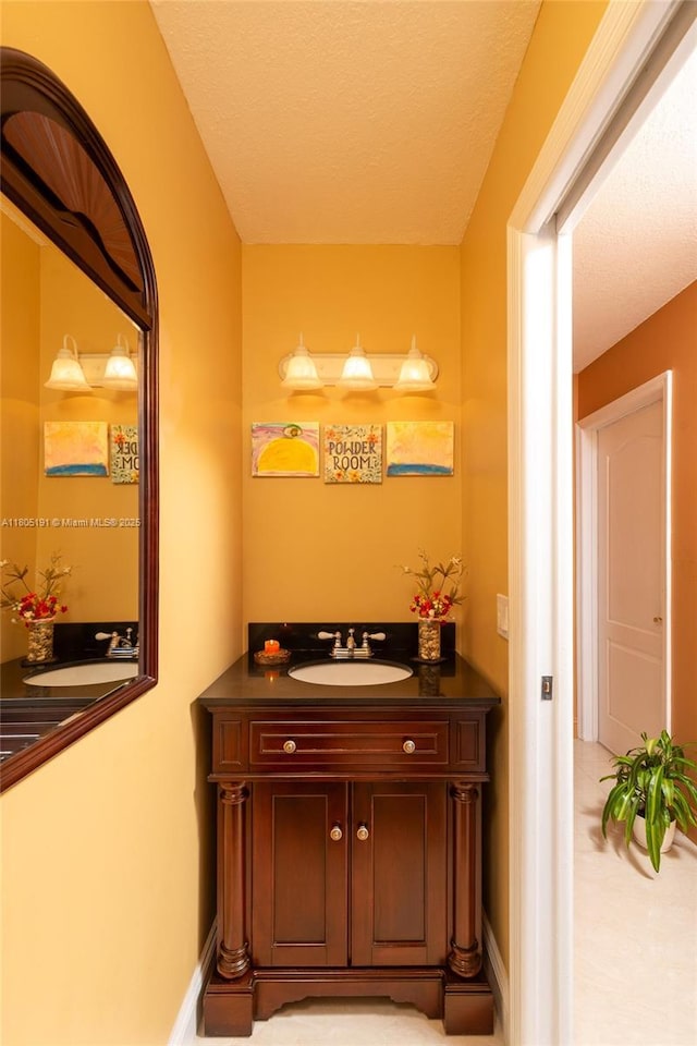 15332 SW 142nd Ter, Miami, FL 33196 - bar area with a sink and a textured ceiling